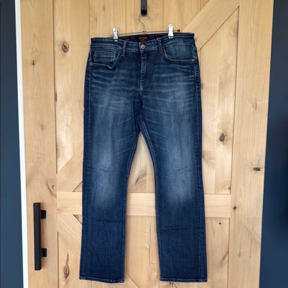 Outpost Men's Blue Jeans from The Buckle